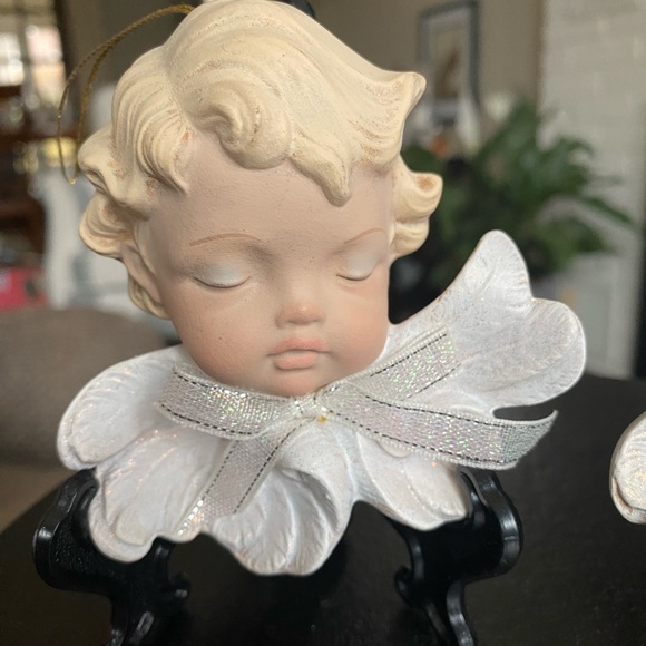 Hand Painted Fontanini-Inspired Cherub Head Ornament Pair - Picture 2 of 7